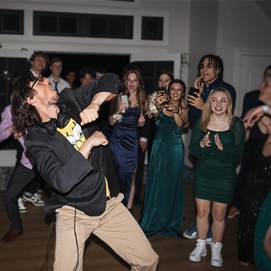 Students dancing at a Sage Ridge School dance at The Club at Rancharrah, hosted by a fun Reno DJ.