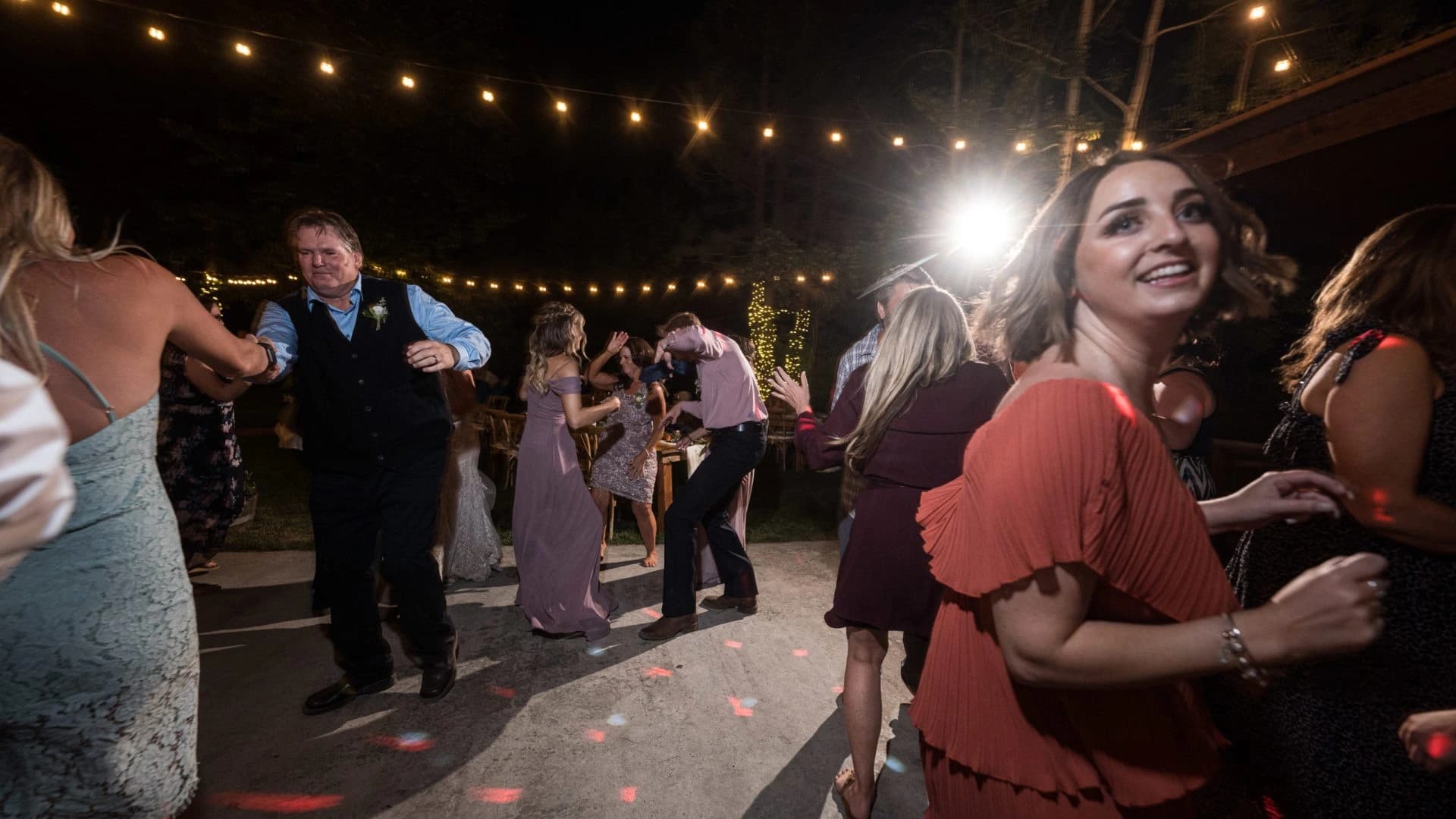 10 Points to Consider When Choosing The Best Reno DJ